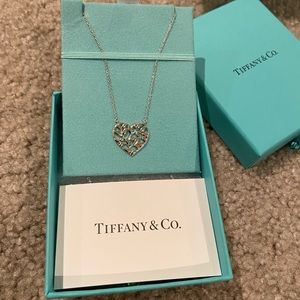 Tiffany & Co. - Paloma Picasso® Olive Leaf Heart Pendant Necklace